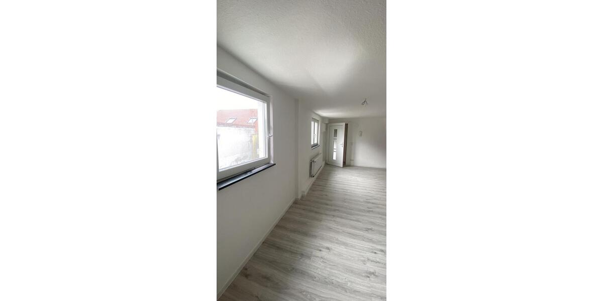 Helle-neu renovierte Wohnung in Nieder-Mockstadt ( Florstadt ) 4 zimmer