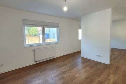 Haus zum Mieten in Wiesbaden 2.000 € 135 m²