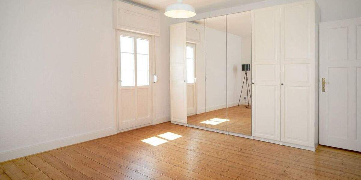 Einfamilienhaus Langen - 8 Zimmer, 190 m&sup2;, 2.900&euro; | Angebot:25360549