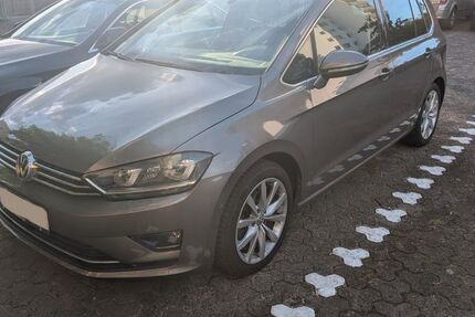 VW Golf Sportsvan 104.000 km 13.500 &euro; Erlensee 63526