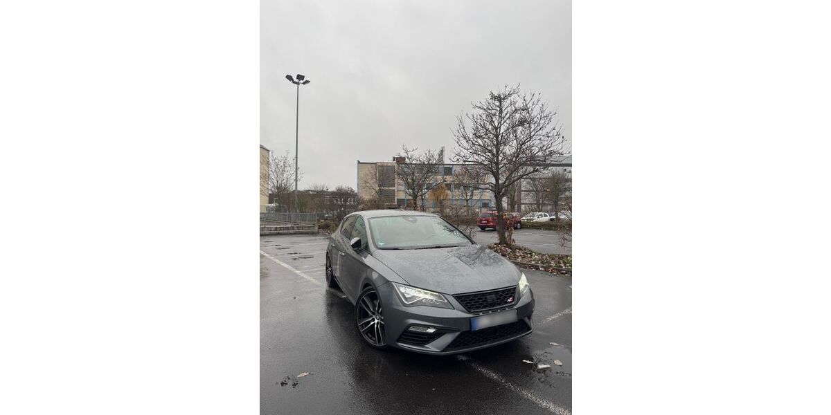 Seat Leon 130.000 km 17.500 &euro; Frankfurt am main 60385