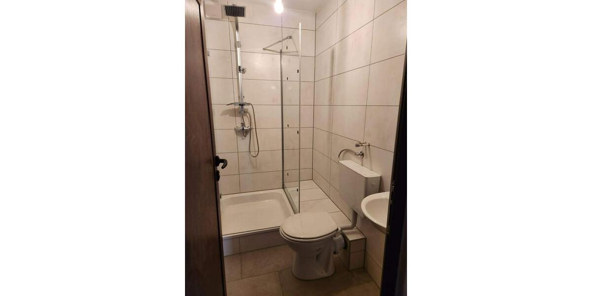 Erdgeschoßwohnung Friedberg (Hessen) - 3 Zimmer, 75 m&sup2;, 1.280&euro; | Angebot:26387631