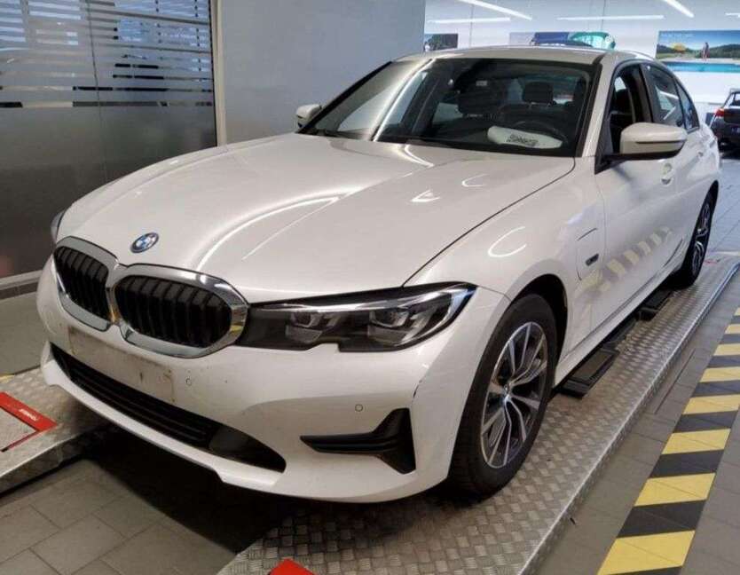 320