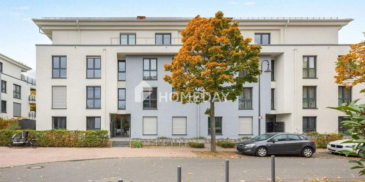 Neuwertige 4-Zimmer-Gartenwohnung mit Townhouse-Feeling, Kamin und verschließbarem TG-Stellplatz 4 zimmer