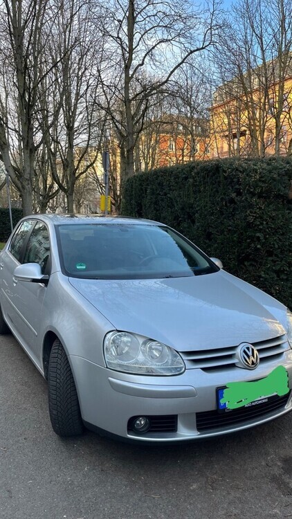 VW Golf V 154.000 km 5.000 € Wiesbaden 65183