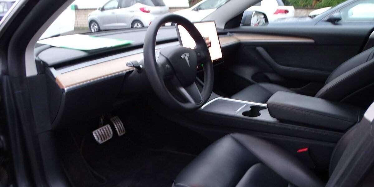 Tesla Model 3 Performance 38.031 km 31.490 &euro; Rodgau 63110