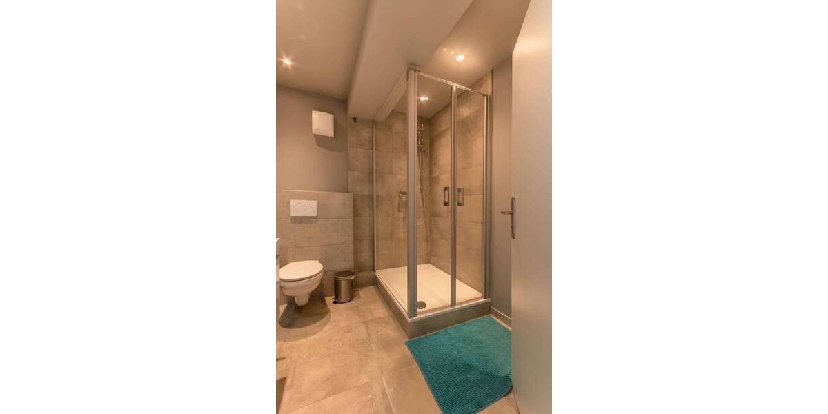 Etagenwohnung Frankfurt am Main Bahnhofsviertel - 2 Zimmer, 55 m&sup2;, 1.695&euro; | Angebot:24025853