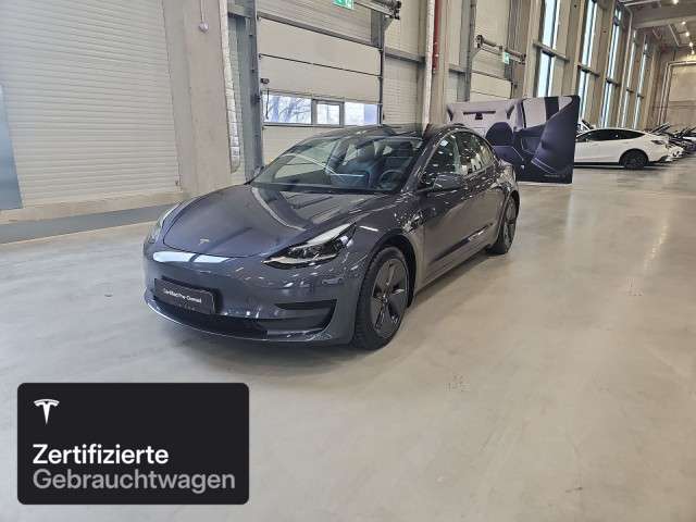 Tesla Model 3 71.924 km 26.200 &euro; Hanau 63457
