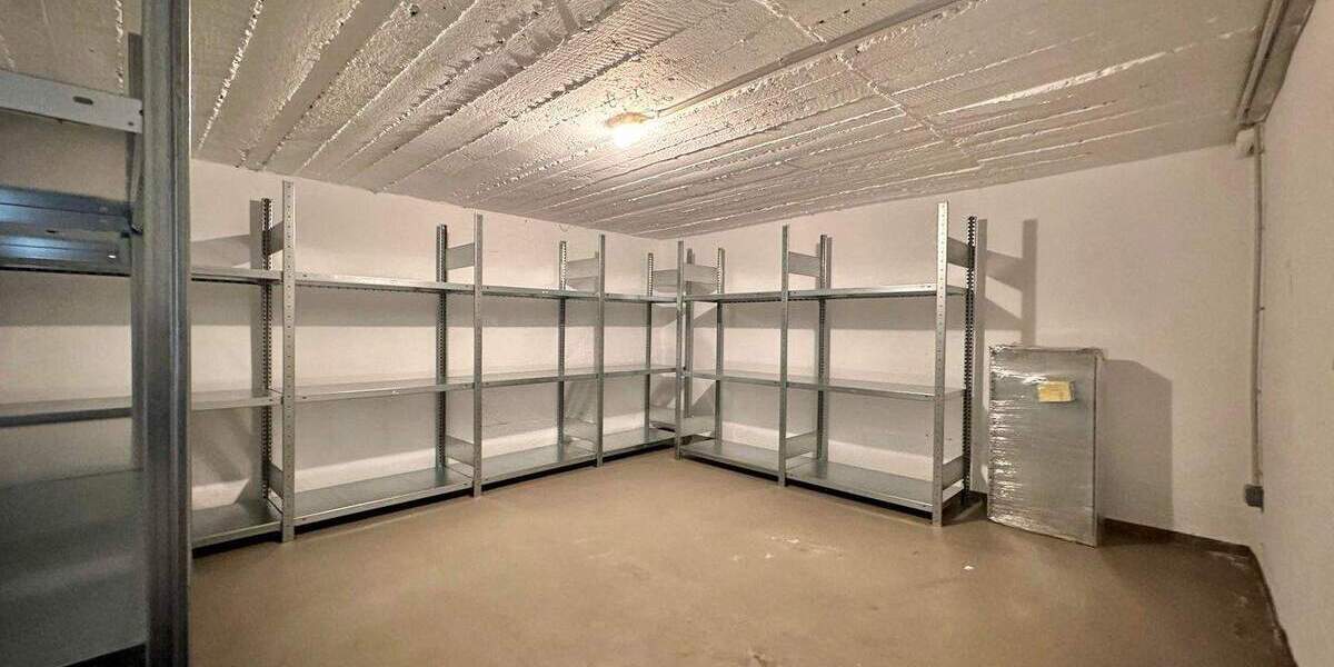 Rarität in gesuchtem Wohngebiet - Stilvoll sanierter Altbau - Buchraingebiet! 9 zimmer