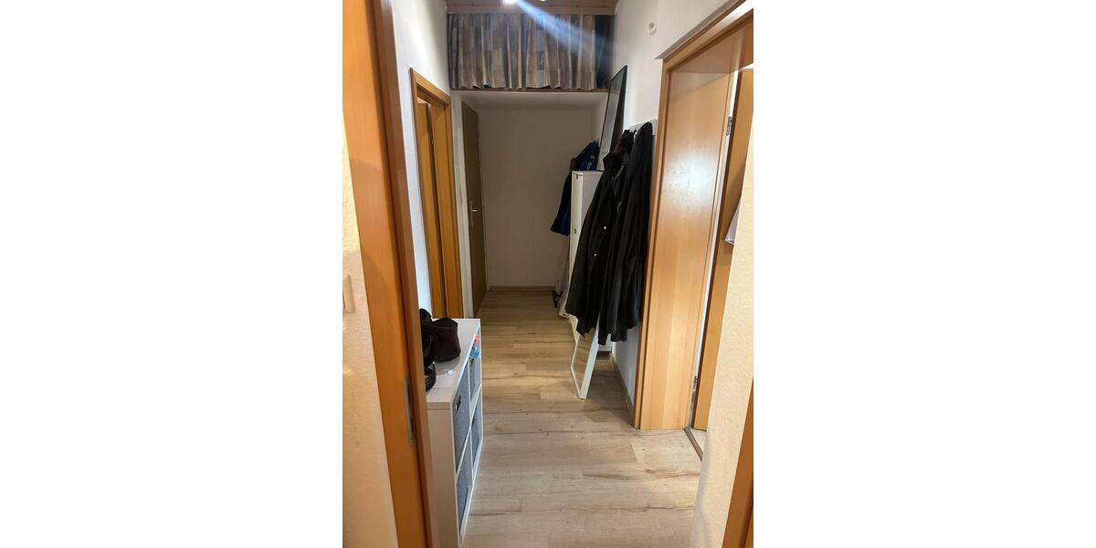 Dachgeschoßwohnung Frankfurt am Main Bergen-Enkheim - 2 Zimmer, 45 m&sup2;, 700&euro; | Angebot:25756781