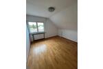 3 Zimmer Dachgeschoßwohnung mit Balkon in Nieder Erlenbach