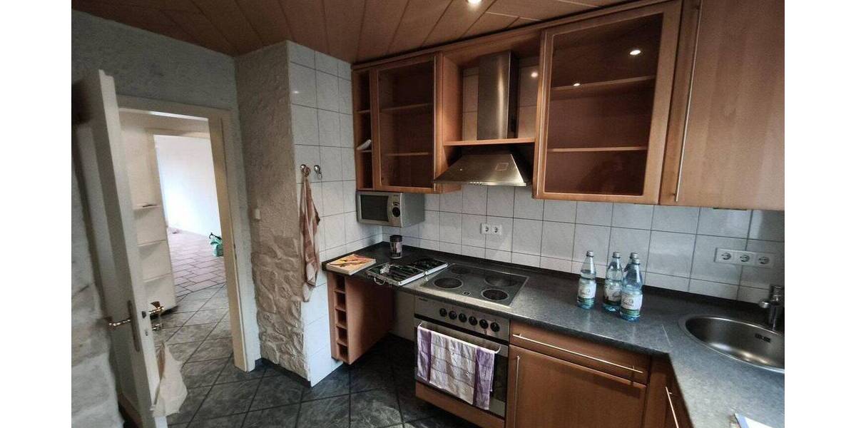 Etagenwohnung Frankfurt am Main Praunheim - 3 Zimmer, 88 m&sup2;, 1.200&euro; | Angebot:26866272