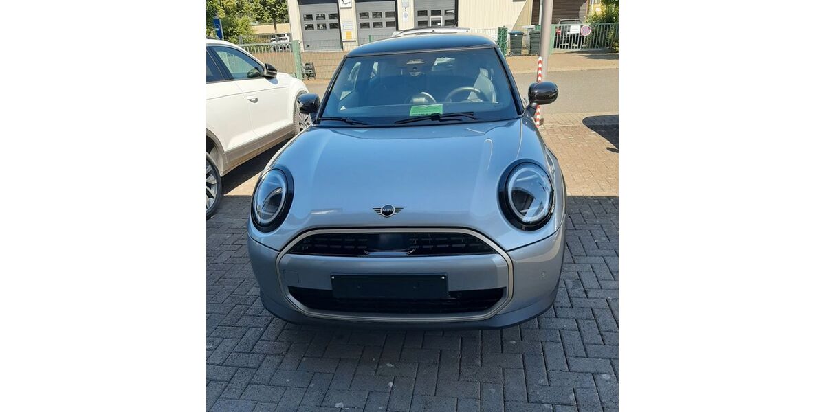 Mini Cooper C 12.500 km 24.900 &euro; Wehrheim 61273