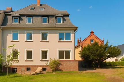 Frankfurt-Griesheim: Wunderschöne Altbauwohnungen, modernisiert, in Mainnähe 3 zimmer