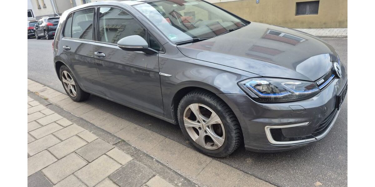 VW Golf 70.000 km 10.000 &euro; karben 61194