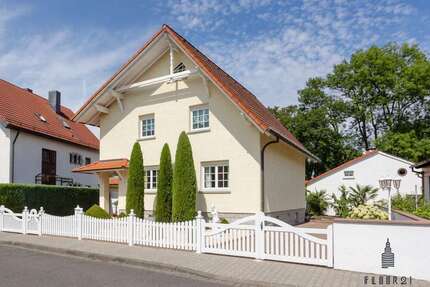 Haus zum Kaufen in Großkrotzenburg 699.000 € 176 m²
