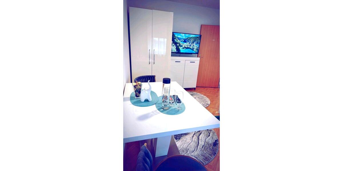 Etagenwohnung Hanau Lamboy - 3 Zimmer, 80 m&sup2;, 700&euro; | Angebot:26409300