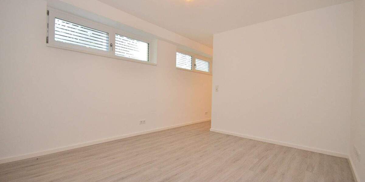 Etagenwohnung Neu-Isenburg Isenburg - 2 Zimmer, 109 m&sup2;, 1.300&euro; | Angebot:23980868