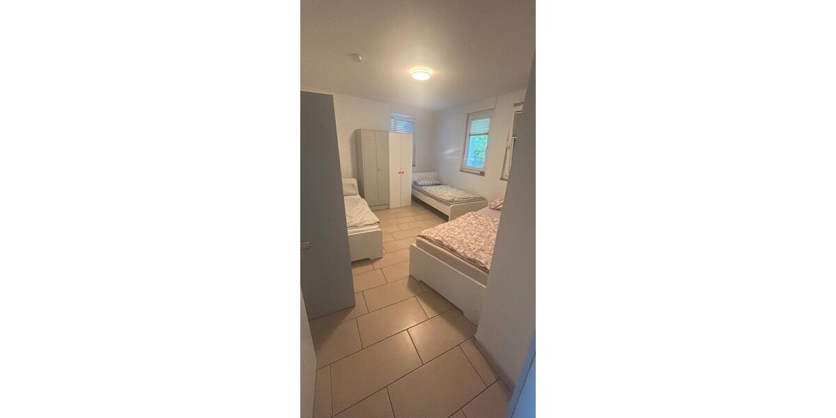 Etagenwohnung Frankfurt am Main Unterliederbach - 2 Zimmer, 65 m&sup2;, 1.300&euro; | Angebot:26586181