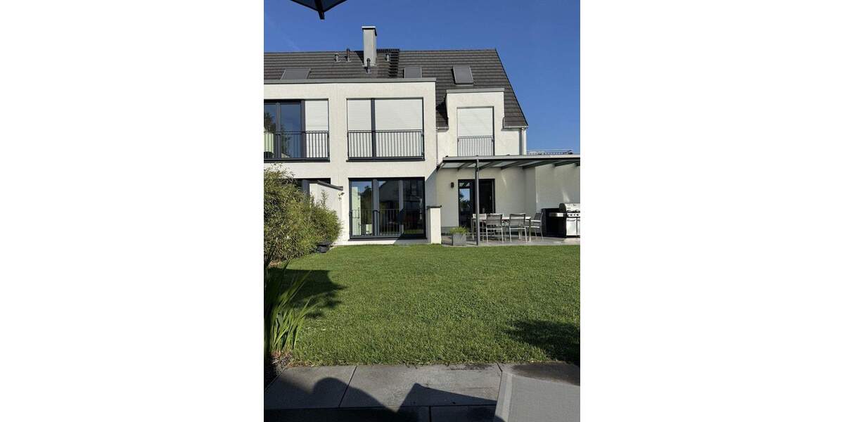 Außergewöhnliche Doppelhaushälfte im Buchenbusch 7 zimmer