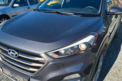 Hyundai TUCSON 202.000 km 8.900 &euro; Weiterstadt 64331