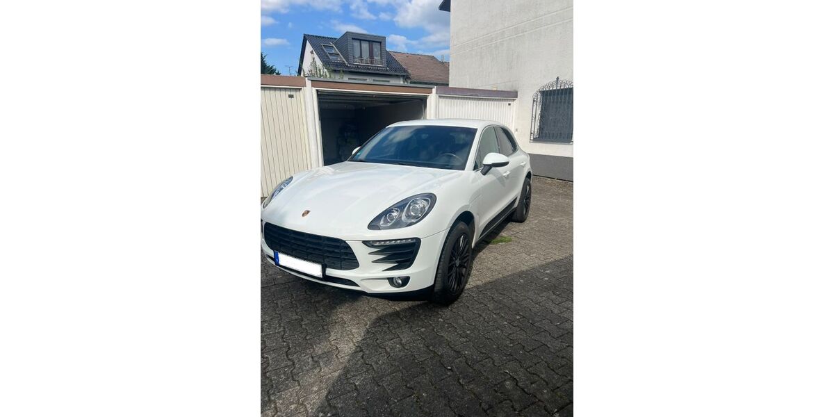 Porsche Macan 139.000 km 26.990 &euro; Offenbach 63069
