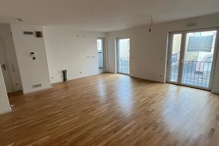 Erstbezug: 2-Zimmer Wohnung mit EBK und Loggia 2 zimmer