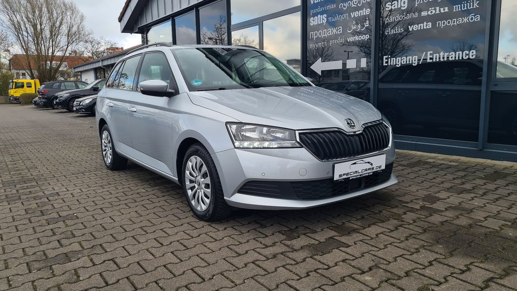 Skoda Fabia 124.140 km 8.690 &euro; Offenbach am Main 63069