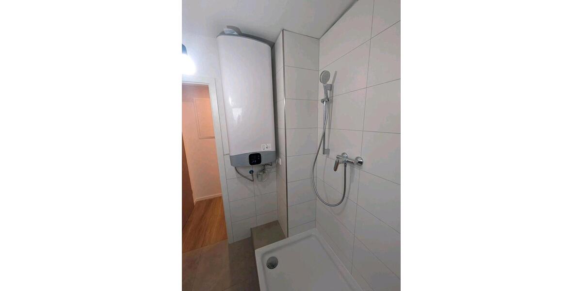 Dachgeschoßwohnung Roßdorf - 2.5 Zimmer, 53 m&sup2;, 780&euro; | Angebot:26608776
