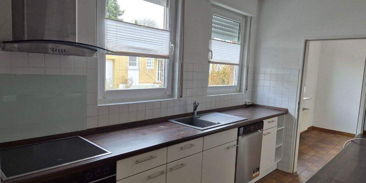 Mehrfamilienhaus, Wohnhaus Neu-Isenburg Gravenbruch - 4 Zimmer, 125 m&sup2;, 2.200&euro; | Angebot:24989061