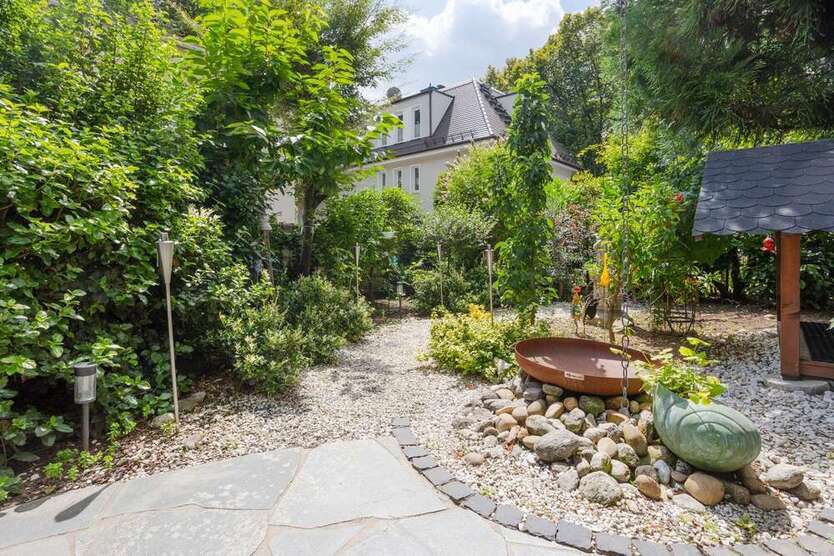 Wohnung zum Kaufen in Frankfurt am Main 895.000 € 138.48 m²