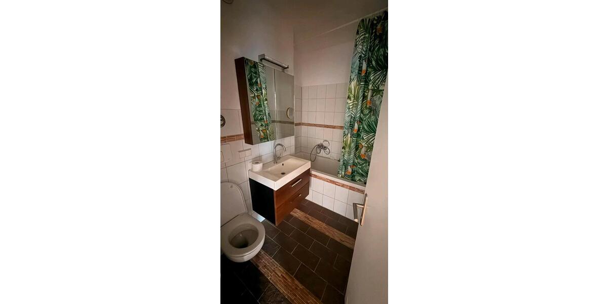 Etagenwohnung Frankfurt am Main Sachsenhausen Süd - 2.5 Zimmer, 66 m&sup2;, 320.000&euro; | Angebot:26990667