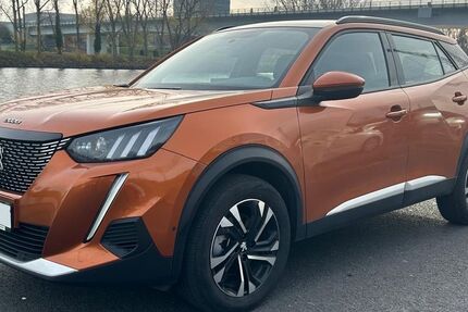 Peugeot 2008 14.700 km 17.000 &euro; Frankfurt am Main 65929
