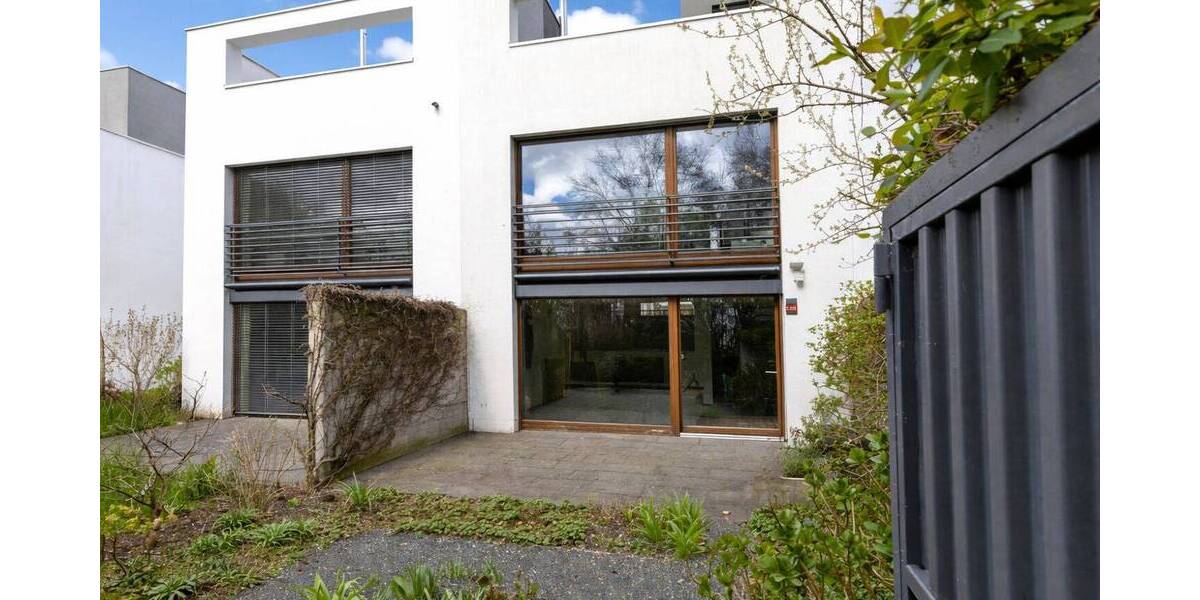 Reihenmittelhaus Frankfurt am Main Praunheim - 5 Zimmer, 165 m&sup2;, 980.000&euro; | Angebot:26796162
