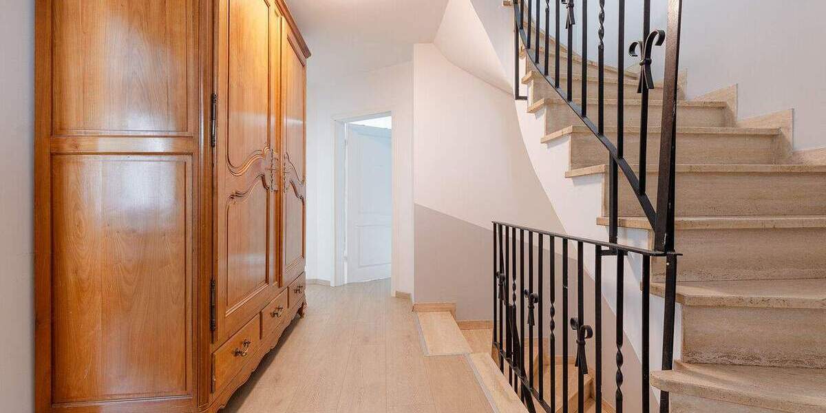 Reihenendhaus Frankfurt am Main Praunheim - 7 Zimmer, 160 m&sup2;, 1.050.000&euro; | Angebot:25663761