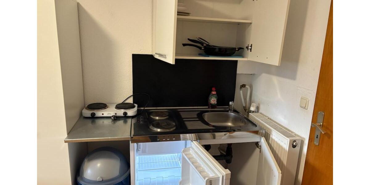 möbliertes 1 Zimmer Apartment Wohnung mit Küche und Bad in 65936 Frankfurt 1 zimmer