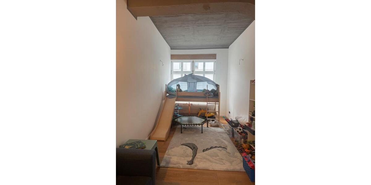 Etagenwohnung Offenbach am Main Buchrain - 4 Zimmer, 137 m&sup2;, 2.100&euro; | Angebot:25017577