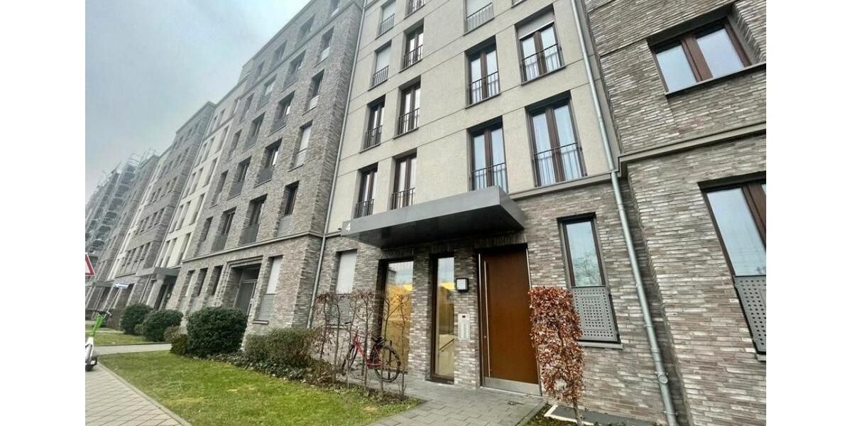 Etagenwohnung Frankfurt am Main Ostend - 3 Zimmer, 91 m&sup2;, 1.900&euro; | Angebot:26462638