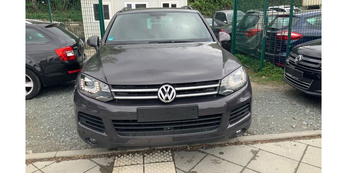 VW Touareg 276.936 km 8.250 &euro; Frankfurt am Main 60486