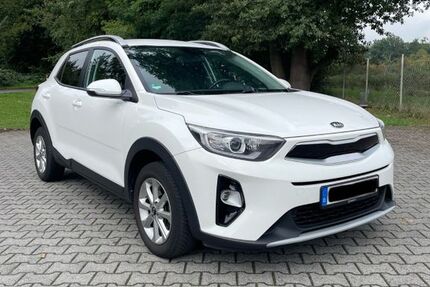 Kia Stonic 87.500 km 11.900 &euro; Langen 63225