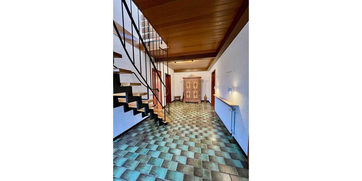 Einfamilienhaus Dieburg - 6 Zimmer, 176 m&sup2;, 1.950&euro; | Angebot:25628063