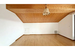 Dachgeschoßwohnung Schmitten im Taunus - 3 Zimmer, 77 m&sup2;, 140.000&euro; | Angebot:25894303