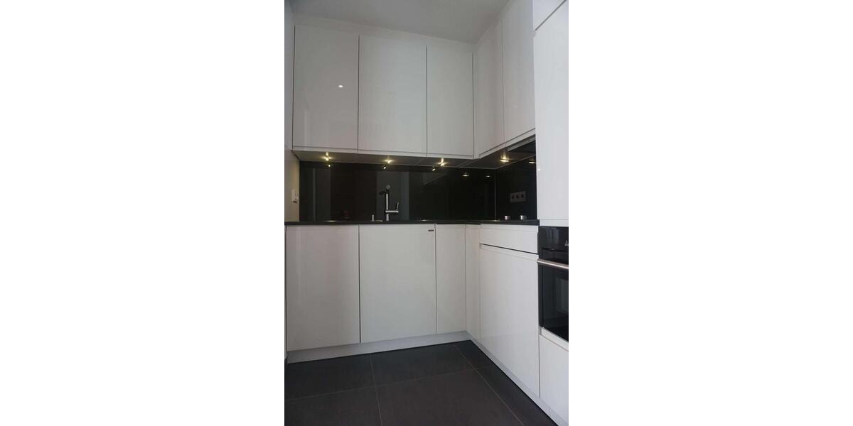 Etagenwohnung Frankfurt am Main Innenstadt 1 - 2 Zimmer, 86 m&sup2;, 1.700&euro; | Angebot:25513221