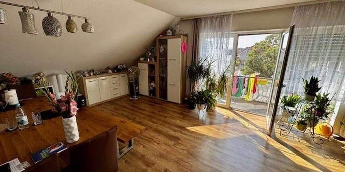 Etagenwohnung Rödermark Ober-Roden - 4 Zimmer, 102 m&sup2;, 350.000&euro; | Angebot:25755156