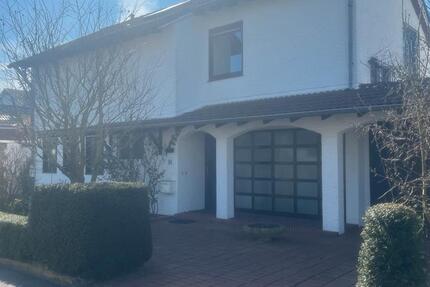 Haus Eppstein - 4 Zimmer, 168 m&sup2;, 685.000&euro; | Angebot:26977990