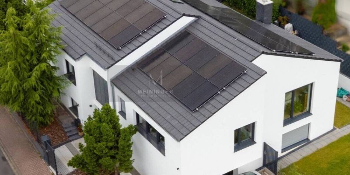 Freistehendes kernsaniertes Effizienzhaus 40 . Einfamilienhaus in Frankfurt-Kalbach 6 zimmer