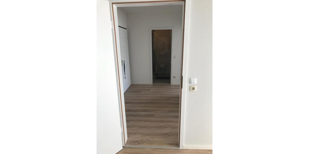 Etagenwohnung Frankfurt am Main Oberrad - 2 Zimmer, 52 m&sup2;, 1.000&euro; | Angebot:25349980