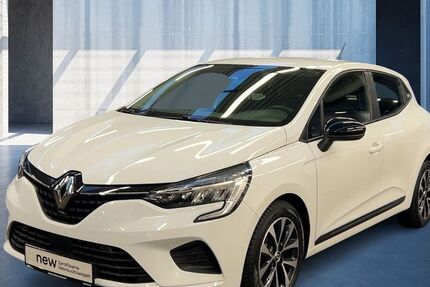 Renault Clio 30.295 km 13.380 &euro; Frankfurt / Main 60314