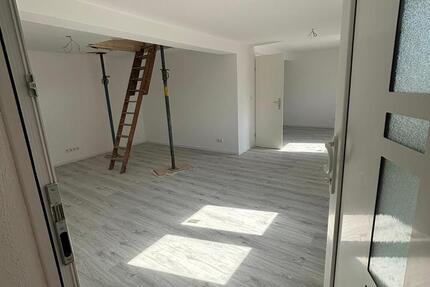 Helle-neu renovierte Wohnung in Nieder-Mockstadt ( Florstadt ) 4 zimmer