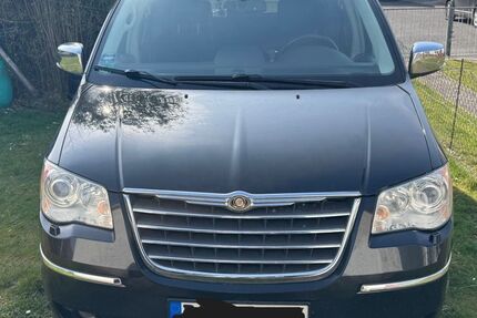 Chrysler Grand Voyager 219.000 km 4.900 &euro; Weiterstadt 64331